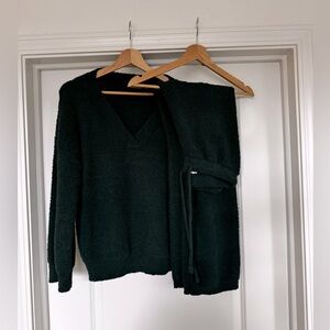 Fuzzy Green Lounge Set